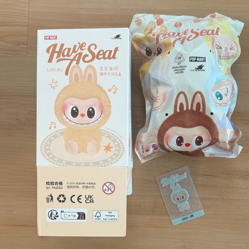 LABUBU “Have a Seat” - QUQU (Green) - Still in bag